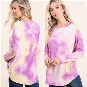 ‼️XL ONLY‼️Magenta Tie Dye Knit Long Sleeve Top